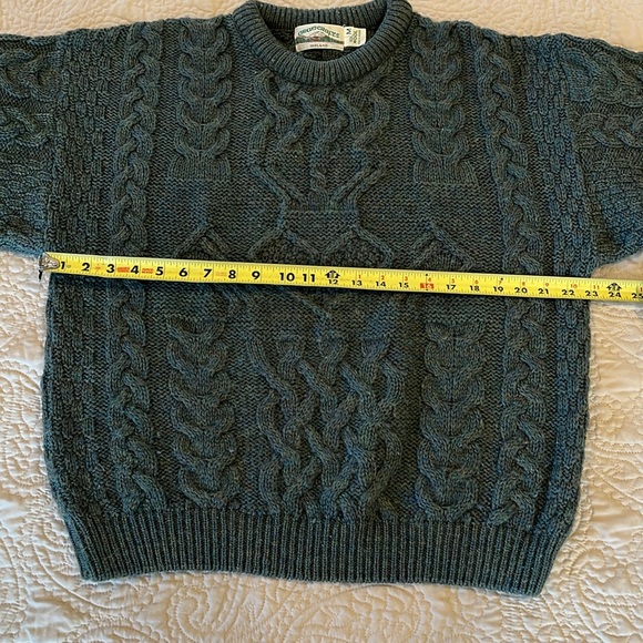 VTG Aran Crafts Ireland Wool Chunky Cable Knit Fisherman Sweater Medium Unisex - Picture 15 of 15
